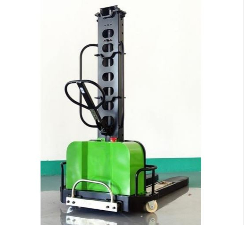 Electric Stacker SE07-LB1300