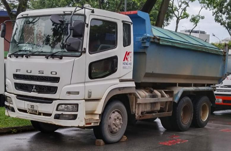 Lorry Truck Euro 4 Tipper Truck